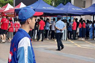 谈谈对快船队的看法？库兹马：我宁愿他们保留原来的阵容